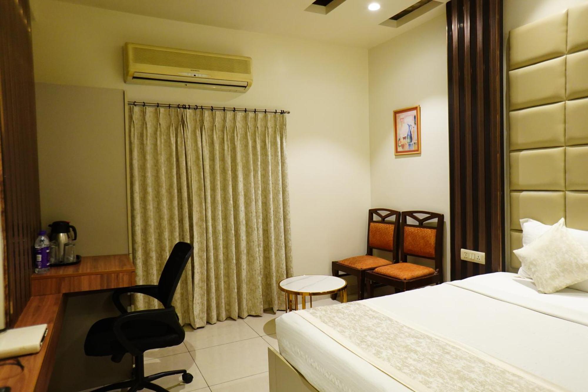 Hotel Annapoorna Residency Secundurabad エクステリア 写真